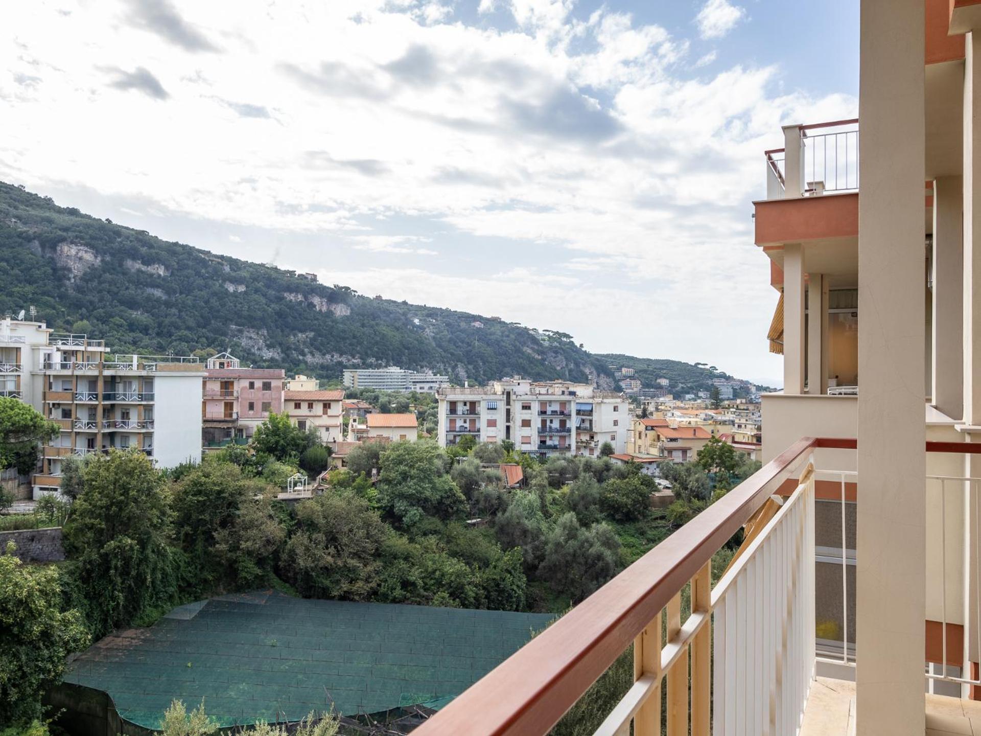 Nonno Angelo - 4 Bedrooms With Free Parking & Seaview Balcony Península Sorrentina Exterior foto
